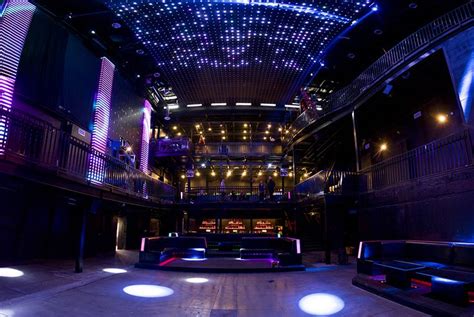 Temple Nightclub Is Powered By Dancing Literally And Figuratively