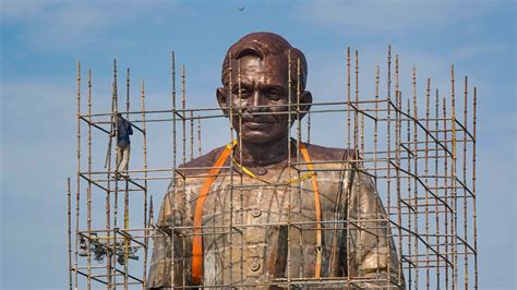 PM Modi to Unveil 72-Feet Statue of Deen Dayal Upadhyay Opposite BJP’s ...