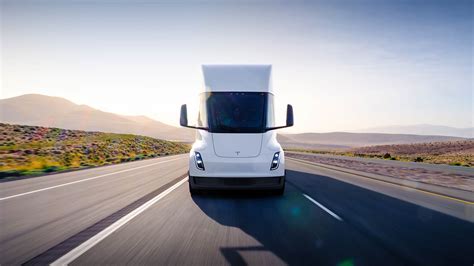 Elon Musk Announces The Start Of Tesla Semi Production First