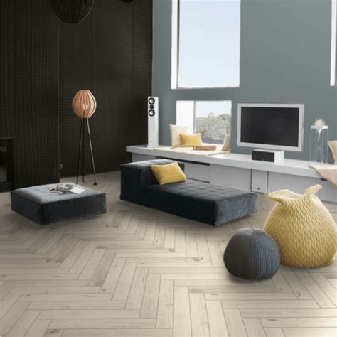 Light Sand Parquet Herringbone 8mm Laminate Flooring DFD