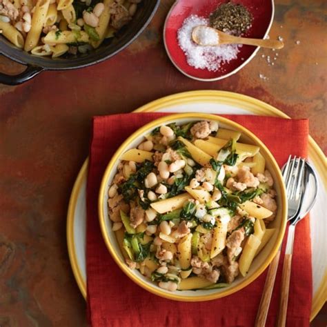 Stevige Pasta Met Witte Bonen Andijvie En Worst Jumbo