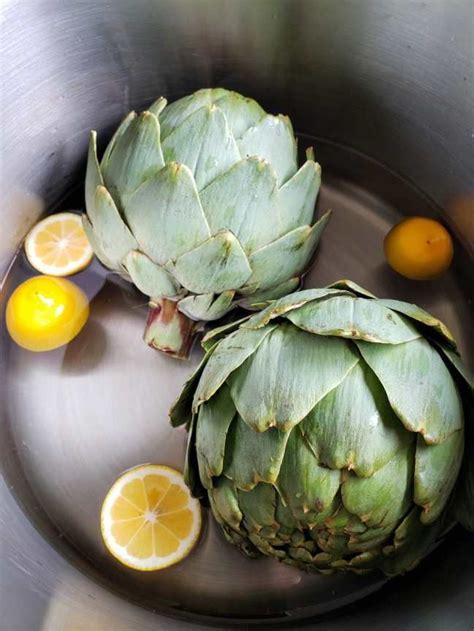 Easy Steam Boiled Artichokes How To Eat An Artichoke Rezept