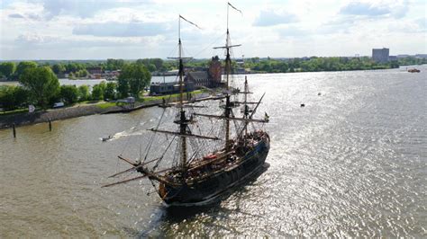 Hochsee Holzschiff Götheborg Of Sweden Ist In Hamburg Shz