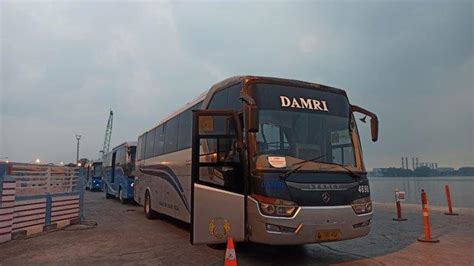 Bus Pengangkut Para Abk Km Kelud Sudah Tiba Di Pelabuhan Bandar Deli