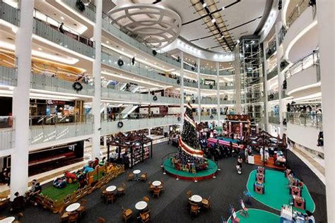 Pluit Village: Lokasi, Jam Buka, Daftar Tenant & Tempat Hiburan