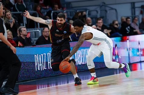 Brose Bamberg Gewinnt Im Fiba Europe Cup Gegen Keravnos BC Mit 89 58