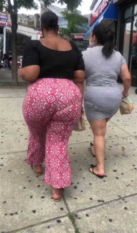 JUMBO JIGGLING BBW BIG ASS CANDID CAPTURE ThisVid на русском