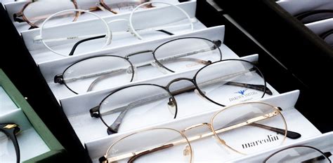 The Ultimate Guide to Finding the Perfect Glasses for Square Faces