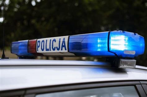 Kierowanie Ruchem Przez Policjanta Poradnik Compero Pl