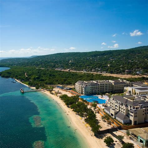 Hotels in Montego Bay | Resorts in Montego Bay | Iberostar Hotels & Resorts