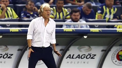 Jorge Jesus Fenerbah E Avrupa S Ralamas Nda Hak Etti I Yere Ula Acak