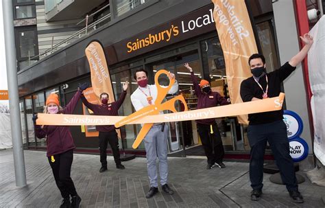 New Sainsbury S Local Opens Outside Twickenham Station