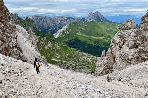 Puez Odle Altopiano A Multi Day Hut To Hut Hike In The Dolomites