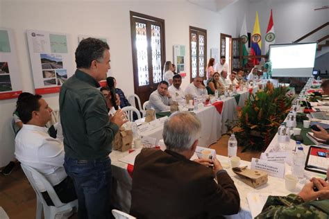 Fotos Y Videos En Ciudad Bol Var Y Sons N Ministro De Defensa Se