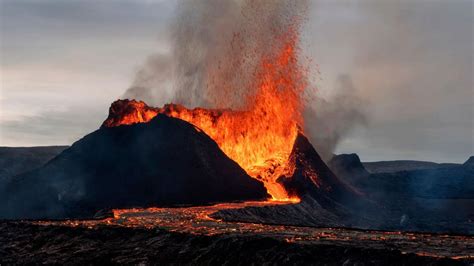 Video Mir La Impactante Erupci N Volc Nica En Islandia Mejor Informado