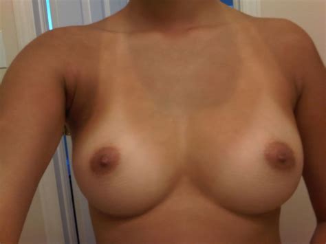 Swinging Tits B Porn Pic