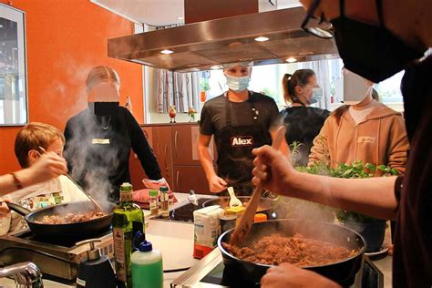 Bonndorfer Sammelt Fast Euro F R Krebskranke Kinder Und Kocht