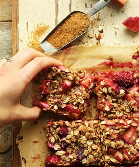 Strawberry Rhubarb Crumble Bars Punchfork