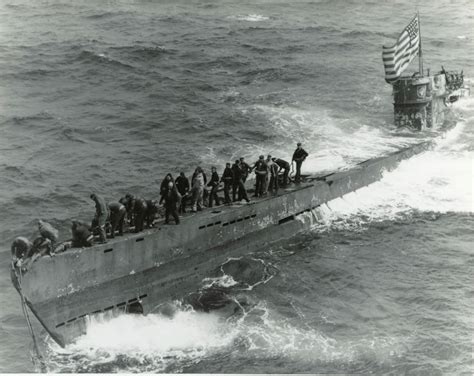 The Wolf Packs: Unrestricted Submarine Warfare - HubPages