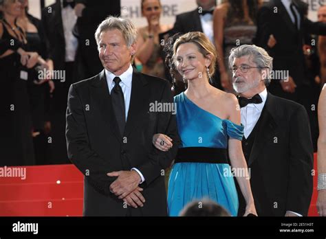 Harrison Ford Calista Flockhart Und George Lucas Verlassen Das Palais