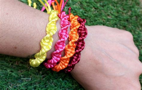 Pulseira Em Macramé Coloridas Elo7 Produtos Especiais