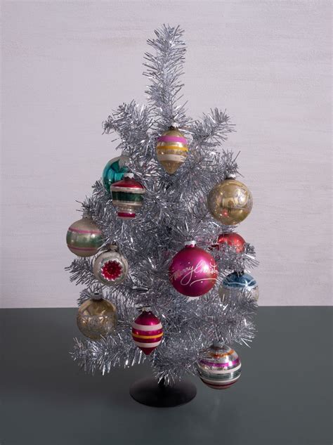 Mini Tinsel Christmas Tree - Be Made