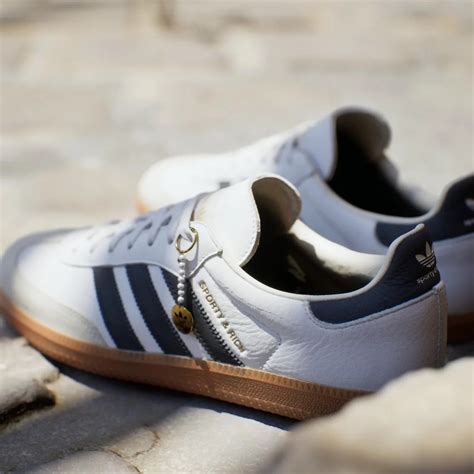 Sporty And Rich X Adidas Samba Og ‘white Black Hp3354 Sneaker Style