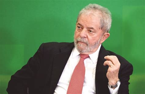 STJ inicia julgamento de recurso de Lula contra condenação no triplex