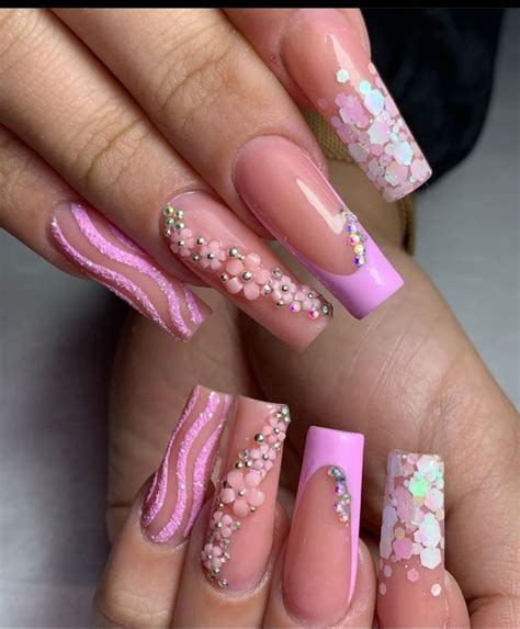 Pin de Brenda Castro en uñas en 2023 Manicura de uñas Uñas elegantes