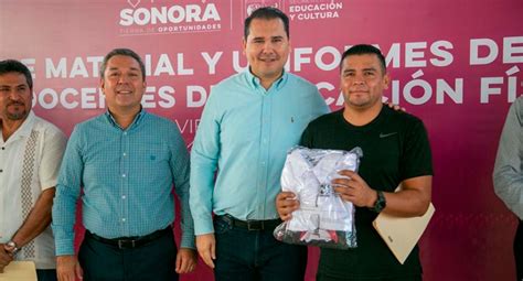 Entrega Gobierno De Sonora Uniformes Y Material Deportivo A M S De Mil