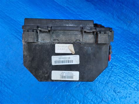 12 Dodge Grand Caravan Tandc Tipm Integrated Power Module Fuse Box 68105507ab Ebay