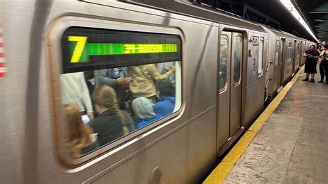 How To Ride The Nyc Subway Tips For Visitors — The Empty Nest Explorers