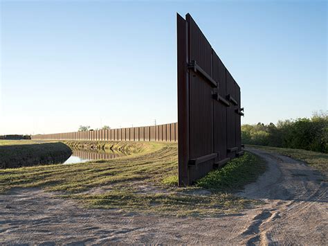 Constru O De Muro Na Fronteira Do Texas E M Xico Come A Em