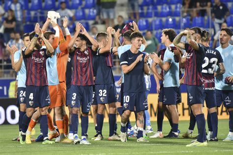 La SD Huesca Toma Impulso En El Alcoraz