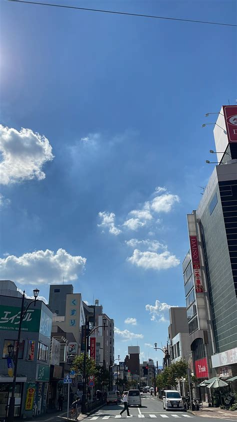 【公式】福生 ハッピータウン商店街 On Twitter 綺麗な空☺️☁️ 日差しが暑いです。27°！ 素敵な午後をお過ごしください♪