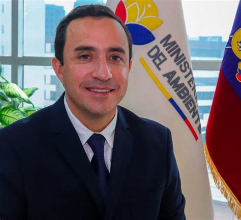 MINISTRO Ministerio del Ambiente Agua y Transición Ecológica