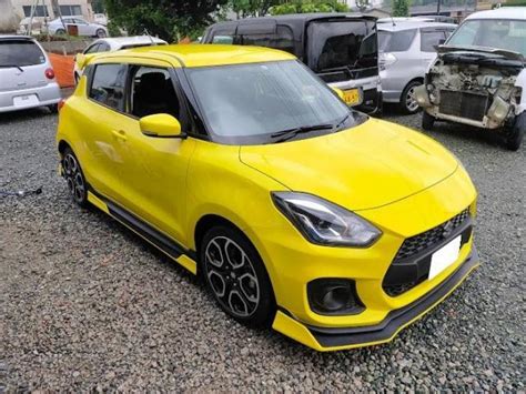 スズキ スイフトスポーツ ZC33S エアロ取り付け kuhl racing SWIFT スポイラー ディフューザー 社外 塗装 ヘイスト