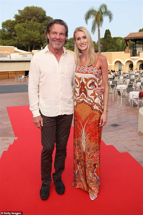 Dennis Quaid 69 Cosies Up To Glamorous Wife Laura Savoie 30 At A