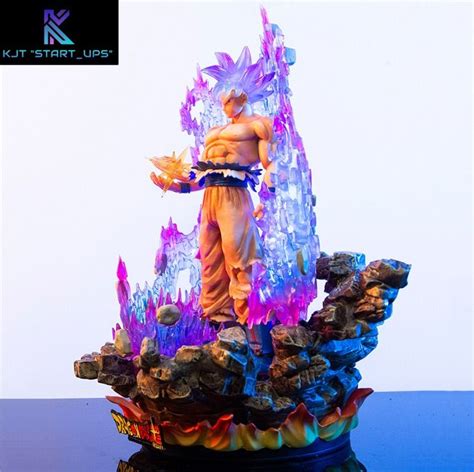 GK Dragon Ball Son Goku Ultra Instinct With LED Malaysia Ready Stocks