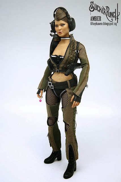 Toyhaven Hot Toys MMS Sucker Punch Jamie Chung As Amber Collectible Figure Review II