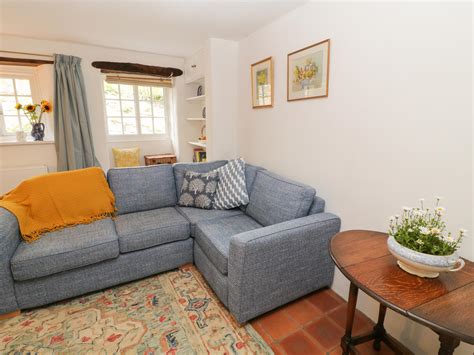 Cob Cottage, Drewsteignton, Devon - Cottage Holiday Reviews