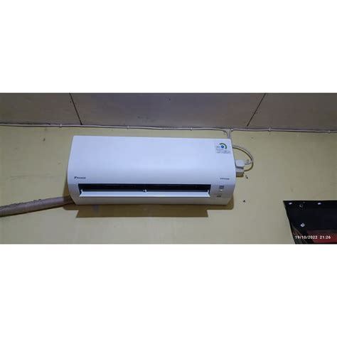 Jual AC Daikin Inverter Thailand 1 PK Second Shopee Indonesia