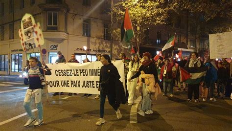 Environ 400 personnes manifestent à Perpignan pour demander un cessez