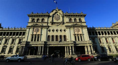 EL EDIFICIO HISTORICO PALACIO NACIONAL DE LA CULTURA GUATEMALA