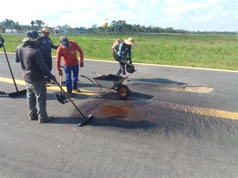 Deracre Executa Manuten O Na Pista De Pouso No Aer Dromo De Feij