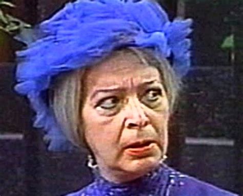 A Bruxa Programa De Televisão - Morte de Angelines Fernández, a Bruxa do 71, completa 20 anos; Veja ...