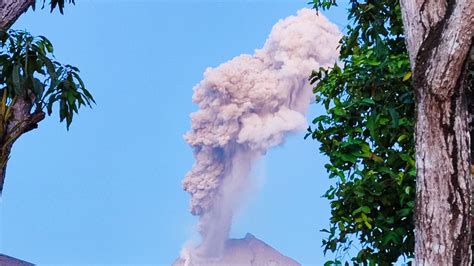 Info Terkini Aktivitas Gunung Api Lewotobi Laki Laki Di Flores Timur