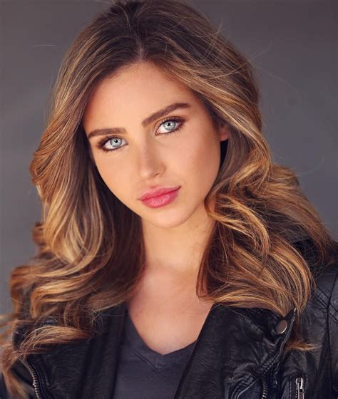 358 Mil Curtidas 193 Comentários Ryan Whitney Newman Ryrynewman