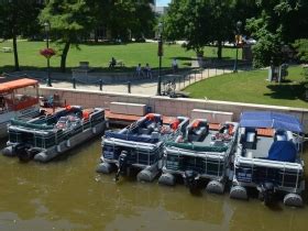 City Business: Riverwalk Boat Tours & Rentals » Urban Milwaukee