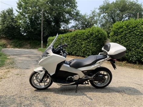 Troc Echange Honda intégra 700 NC sur France Troc